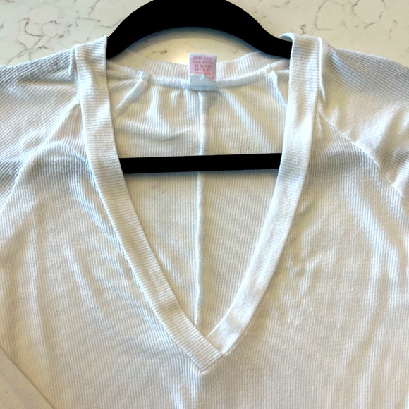 Only Hearts Ribbed Bodusuit Tees BLACK and WHITE avail - Picture 5 of 10